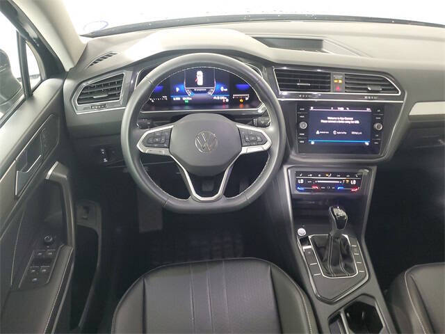 2022 Volkswagen Tiguan SE