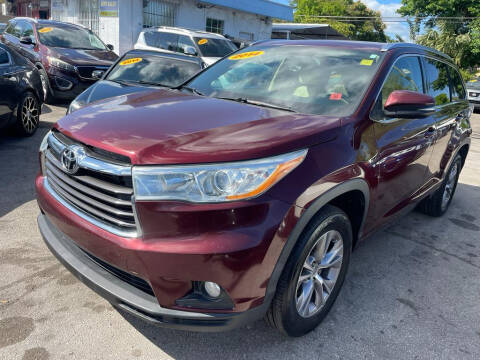 2014 Toyota Highlander for sale at Plus Auto Sales in West Park FL