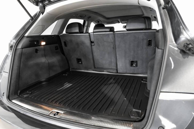 2017 Audi Q5 2.0T quattro Premium Plus