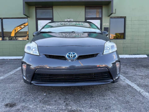 2014 Toyota Prius Five