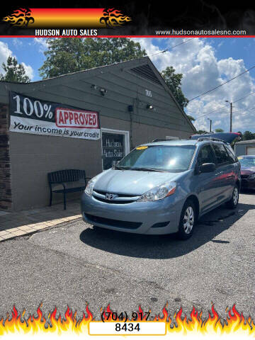 2009 Toyota Sienna CE 7-Passenger