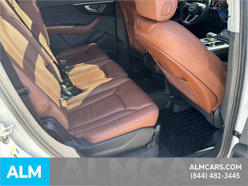 2024 Audi Q7 quattro Premium Plus 45 TFSI