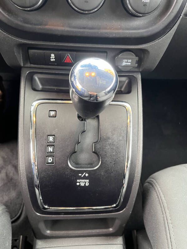 2012 Jeep Compass Sport