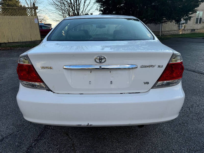 2006 Toyota Camry XLE photo 14