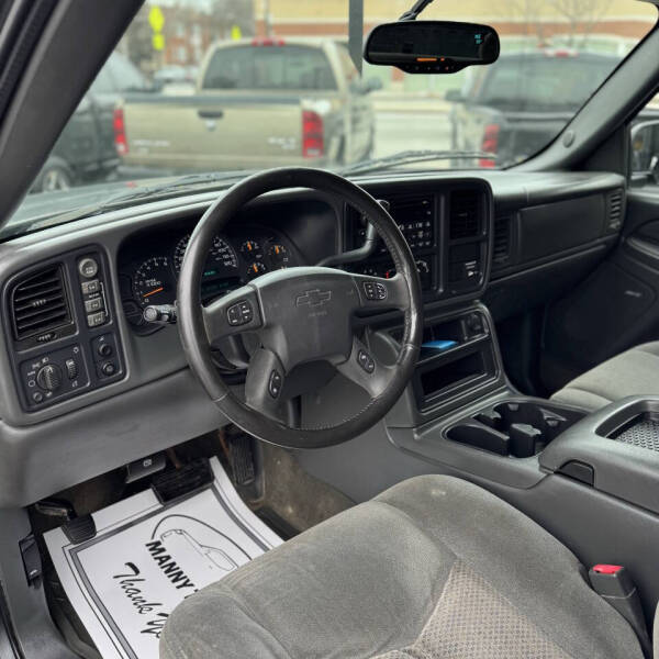 2004 Chevrolet Silverado 1500 LS