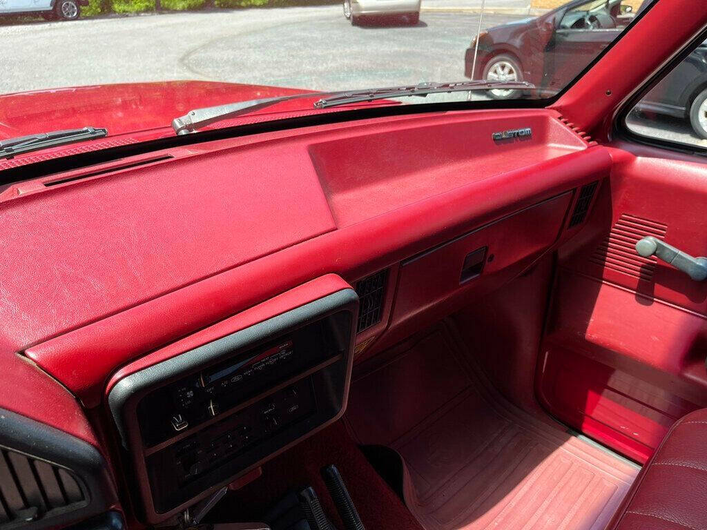 1988 Ford F-Super Duty 46