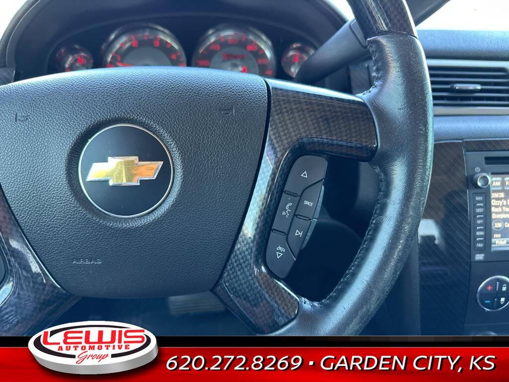 2013 Chevrolet Silverado 2500HD for sale at Lewis Chevrolet of Garden City in Garden City, KS