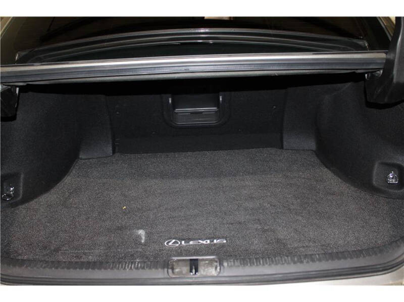 2021 Lexus ES 300h Luxury