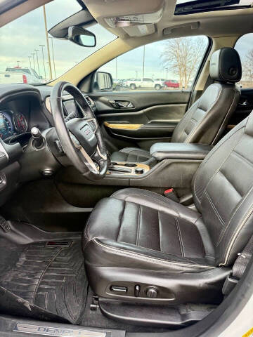 2017 GMC Acadia Denali