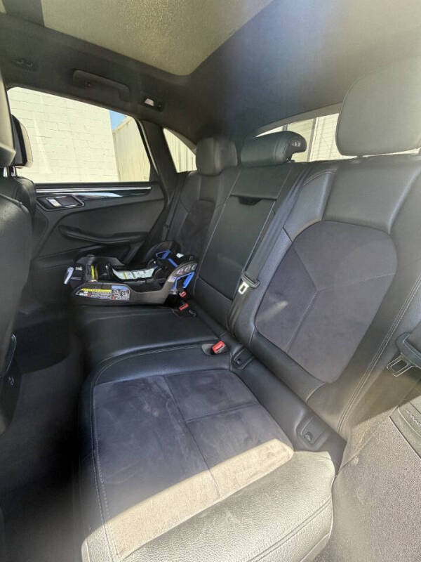 2020 Porsche Macan