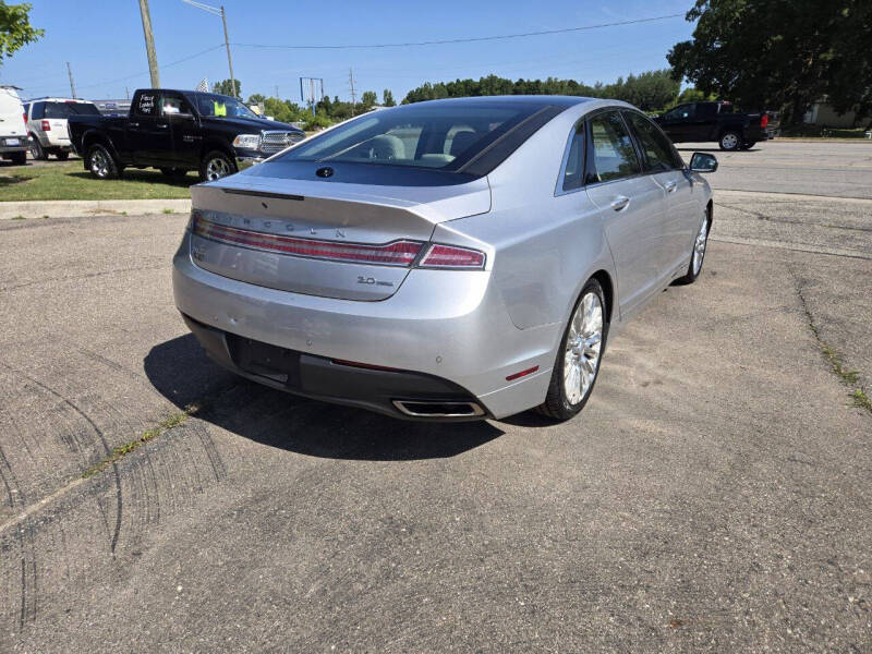 2016 Lincoln MKZ