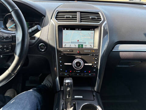 2017 Ford Explorer Sport