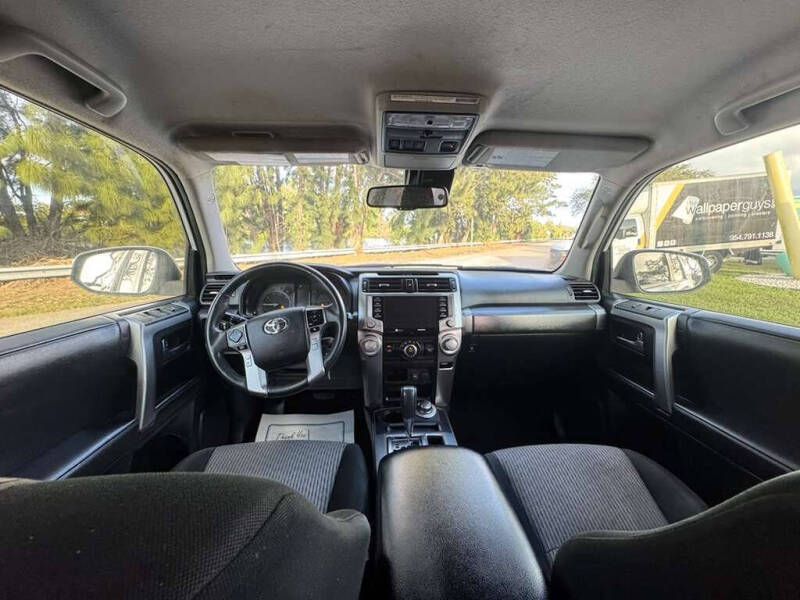 2020 Toyota 4Runner SR5