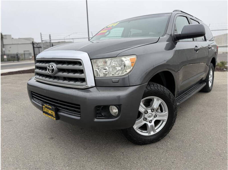 2014 Toyota Sequoia SR5