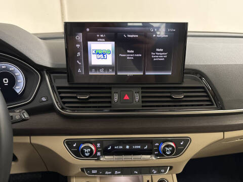 2022 Audi Q5 quattro Premium Plus 40 TFSI