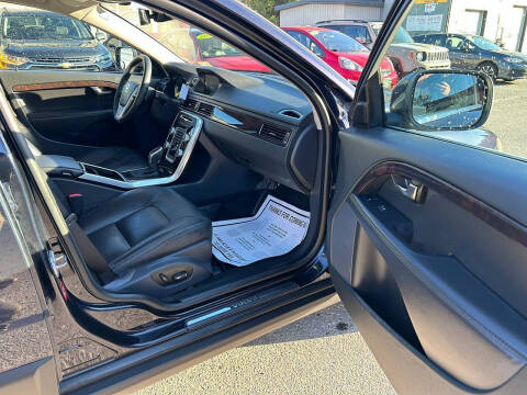 2016 Volvo XC70 T5 Premier