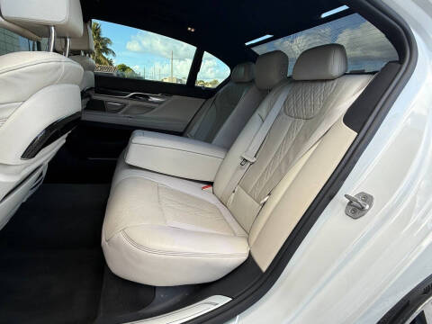 2016 BMW 7 Series 740i