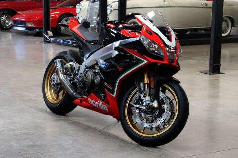 Aprilia RSV4 Image