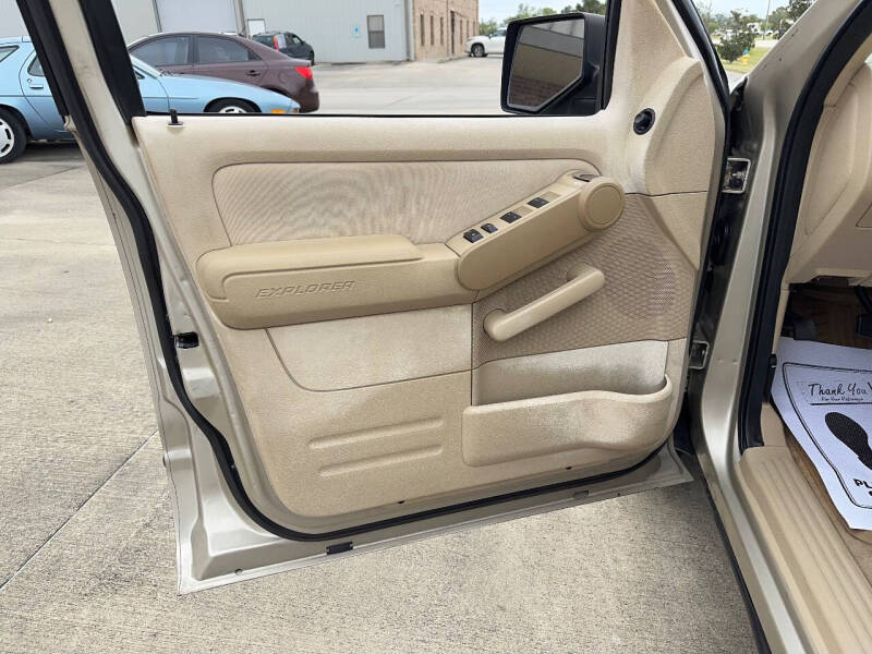 2006 Ford Explorer XLS