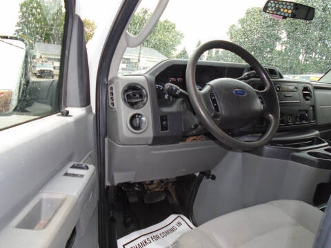 2013 Ford E-Series E-350 SD