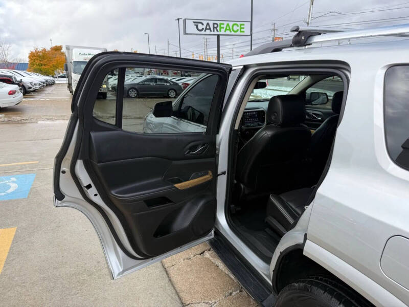 2017 GMC Acadia Denali