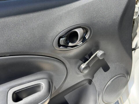 2014 Nissan Versa Note SV