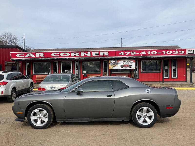 2011 Dodge Challenger SE's photo