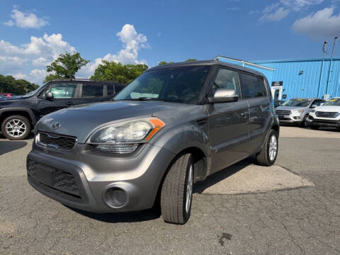 2013 Kia Soul +