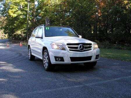 2011 Mercedes-Benz GLK for sale at RICH AUTOMOTIVE Inc in High Point NC