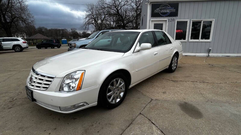 2011 Cadillac DTS Premium Collection