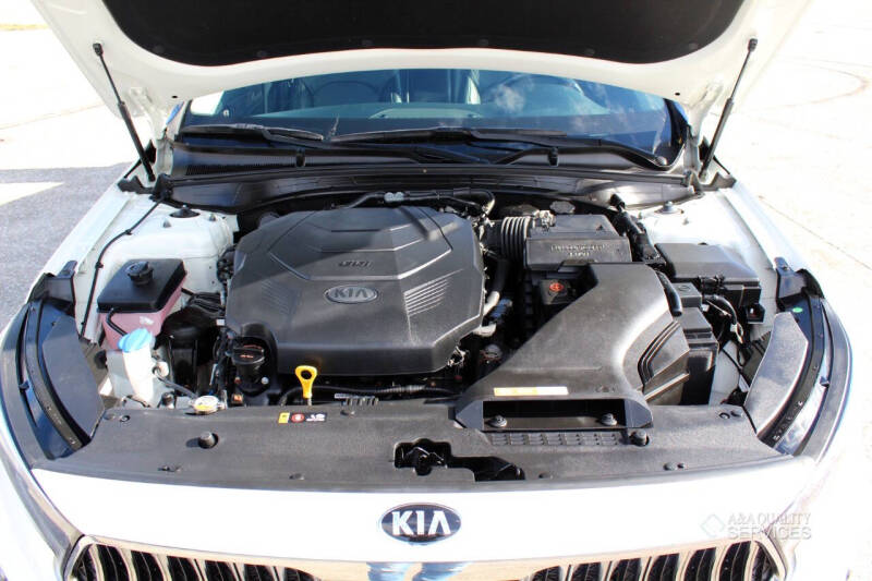 2020 Kia Cadenza Limited