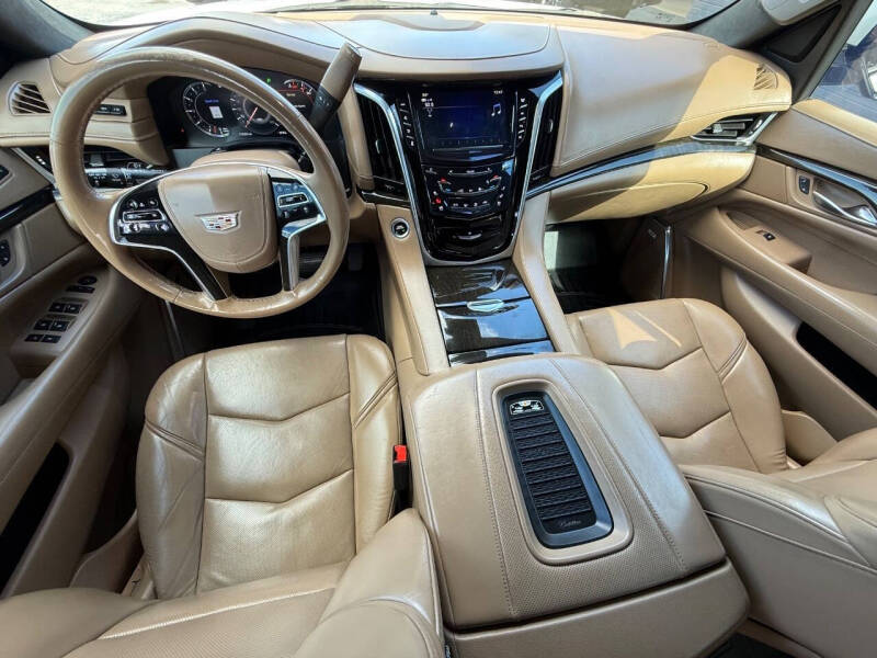 2020 Cadillac Escalade ESV Platinum