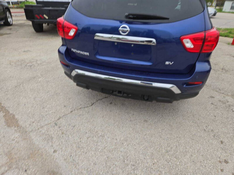 2018 Nissan Pathfinder S