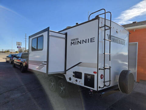 2021 Winnebago Micro Minnie