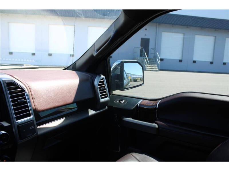 2015 Ford F-150 Platinum