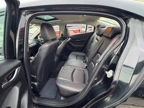 2015 Mazda MAZDA3 s Touring