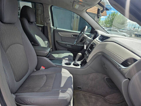 2017 Chevrolet Traverse LS