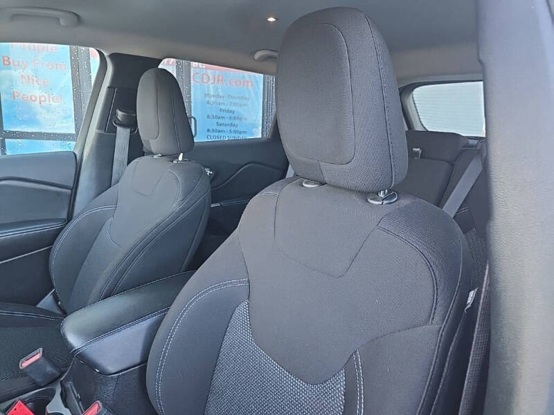 2021 Jeep Cherokee Latitude