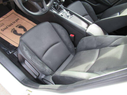 2017 Mazda MAZDA3 Sport