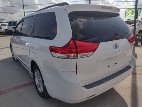2013 Toyota Sienna