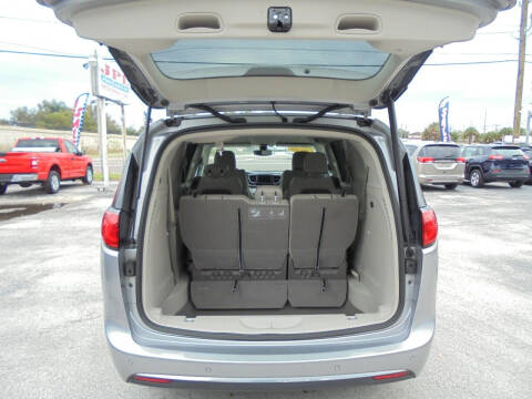 2020 Chrysler Pacifica Touring L