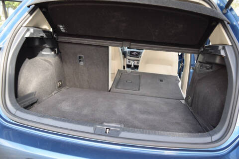 2015 Volkswagen Golf TDI SE