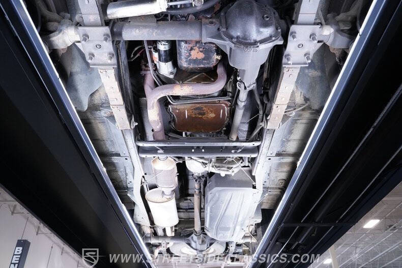 1989 Jeep Grand Wagoneer