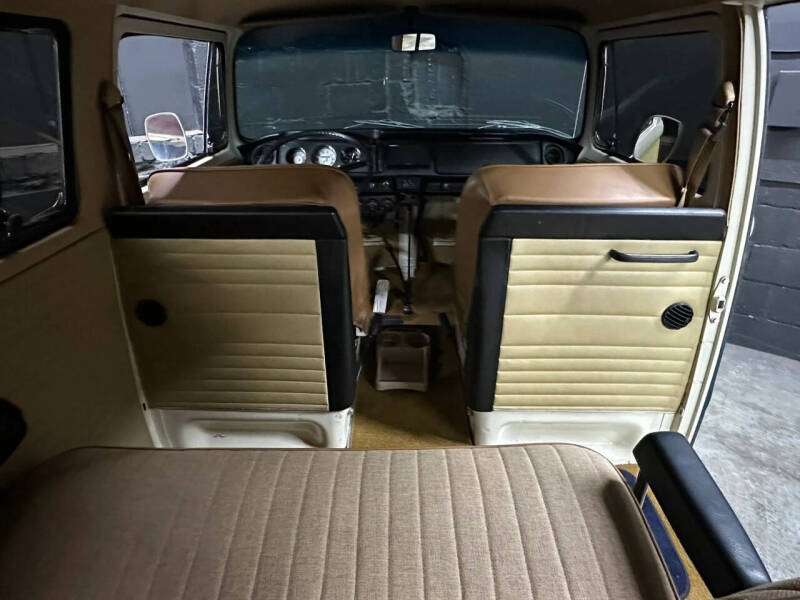 1973 Volkswagen Bus