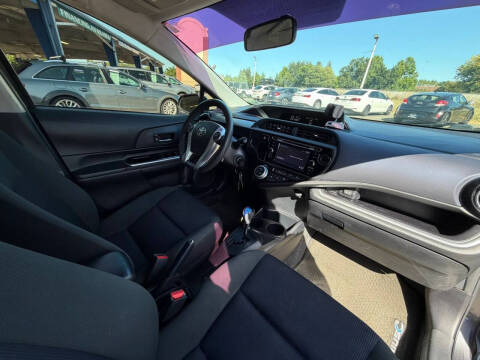 2015 Toyota Prius c