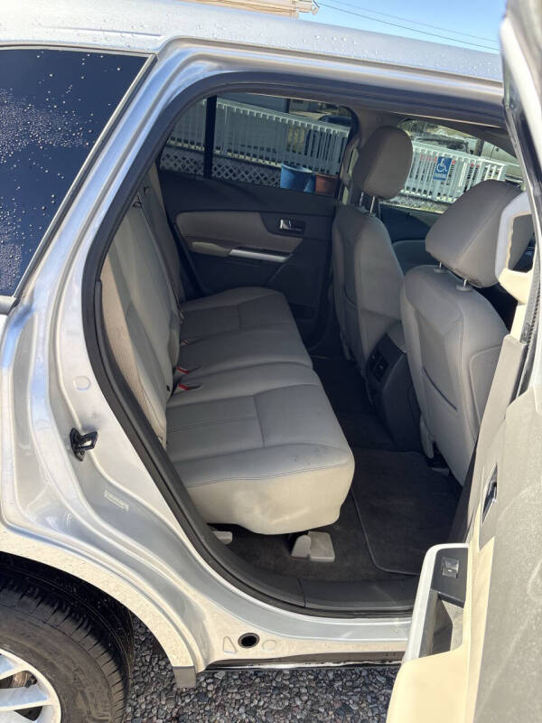 2014 Ford Edge SE