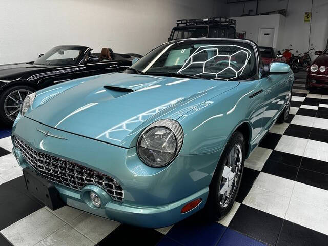 2002 Ford Thunderbird Deluxe