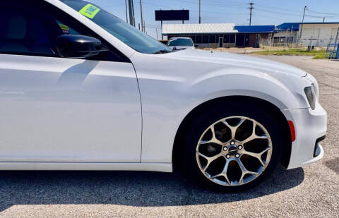 2018 Chrysler 300 Touring