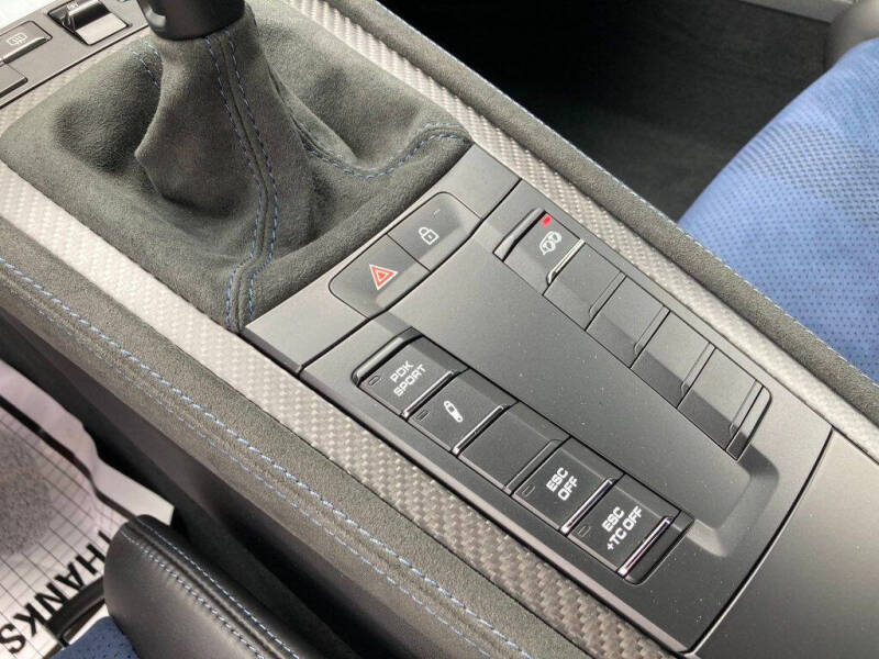 2023 Porsche 718 Cayman GT4 RS