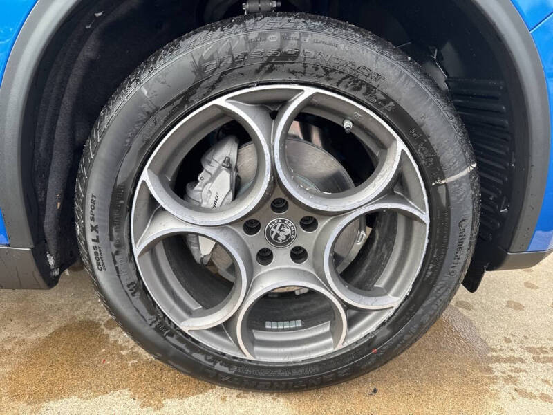 2025 Alfa Romeo Stelvio